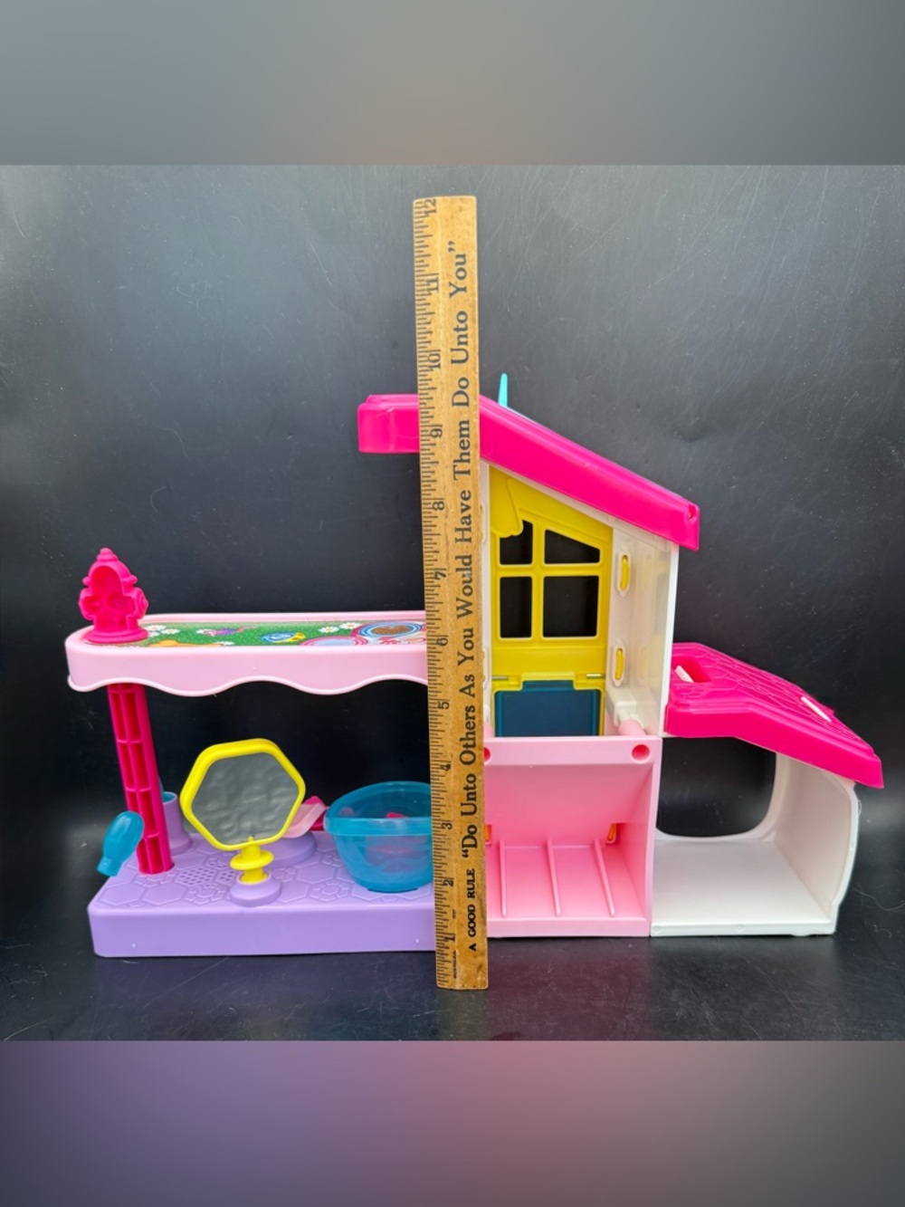 Fisher-Price Little People Barbie Pet Spa & Car w/Sounds, 3 Girls & 2 Pets WORKS - Picture 6 of 14